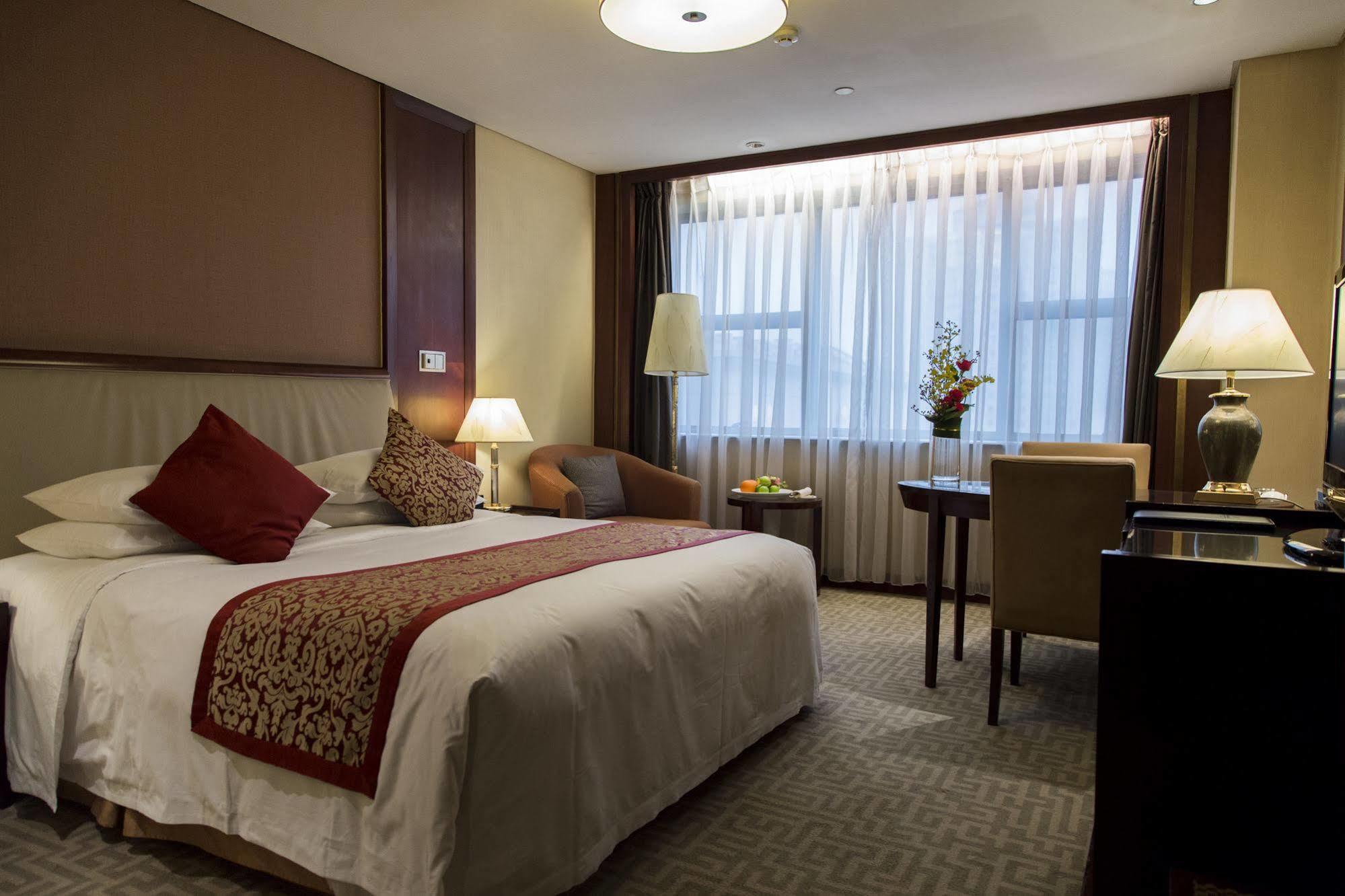 Zhejiang International Hotel Hangzhou Bagian luar foto