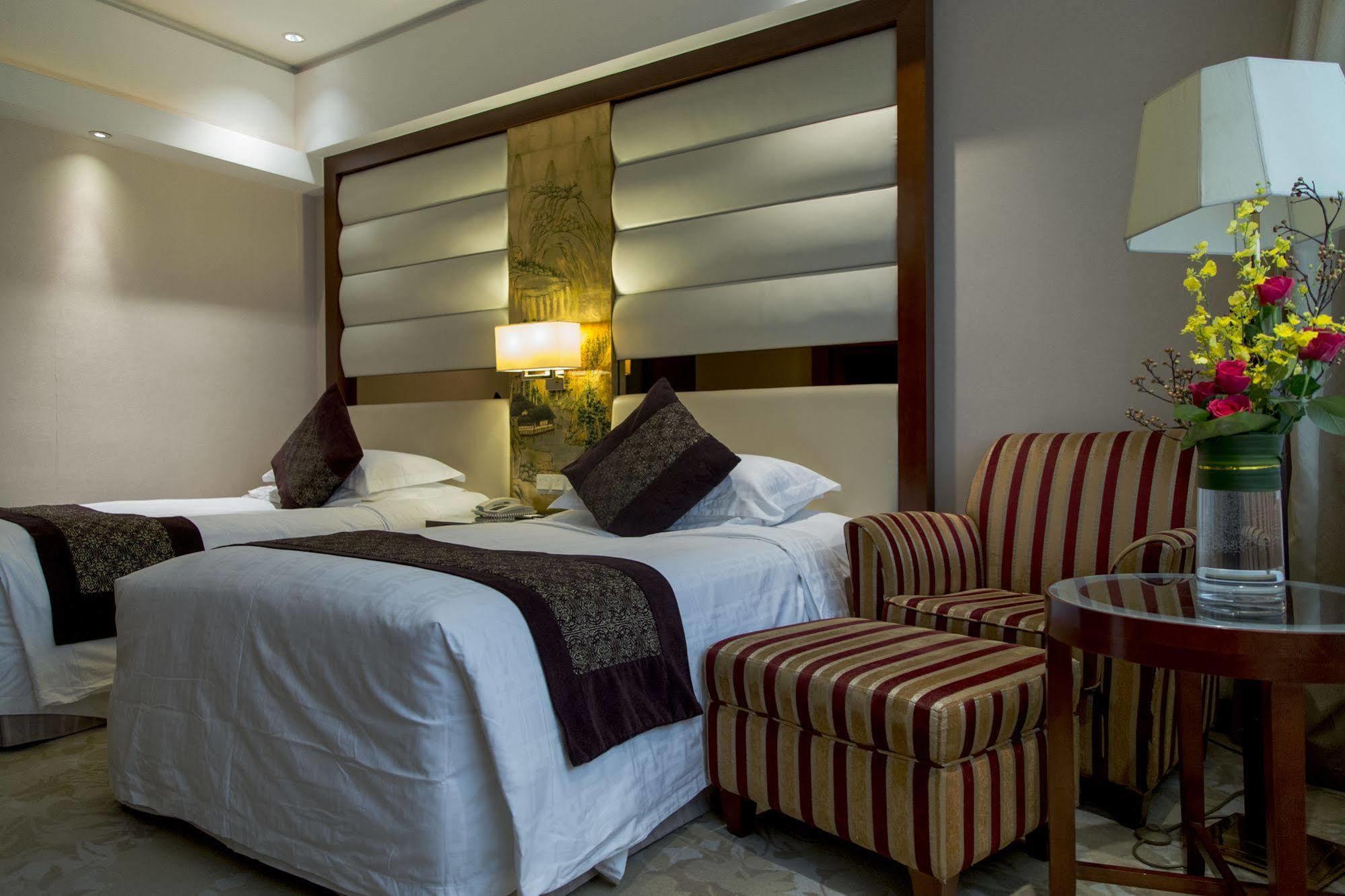 Zhejiang International Hotel Hangzhou Bagian luar foto
